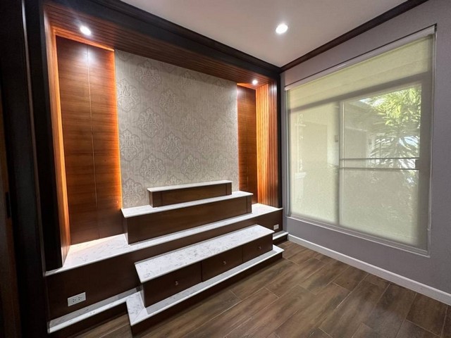 ขาย บ้านพักพูลวิลล่าชั้นเดียว สไตล์ Modern พิกัดสันกำแพง เชียงใหม่