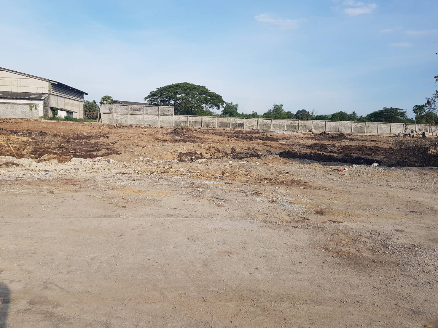 ขายที่ดิน 8-3-78 ไร่ ตำบลศรีษะทอง อำเภอนครชัยศรี จังหวัดนครปฐม 