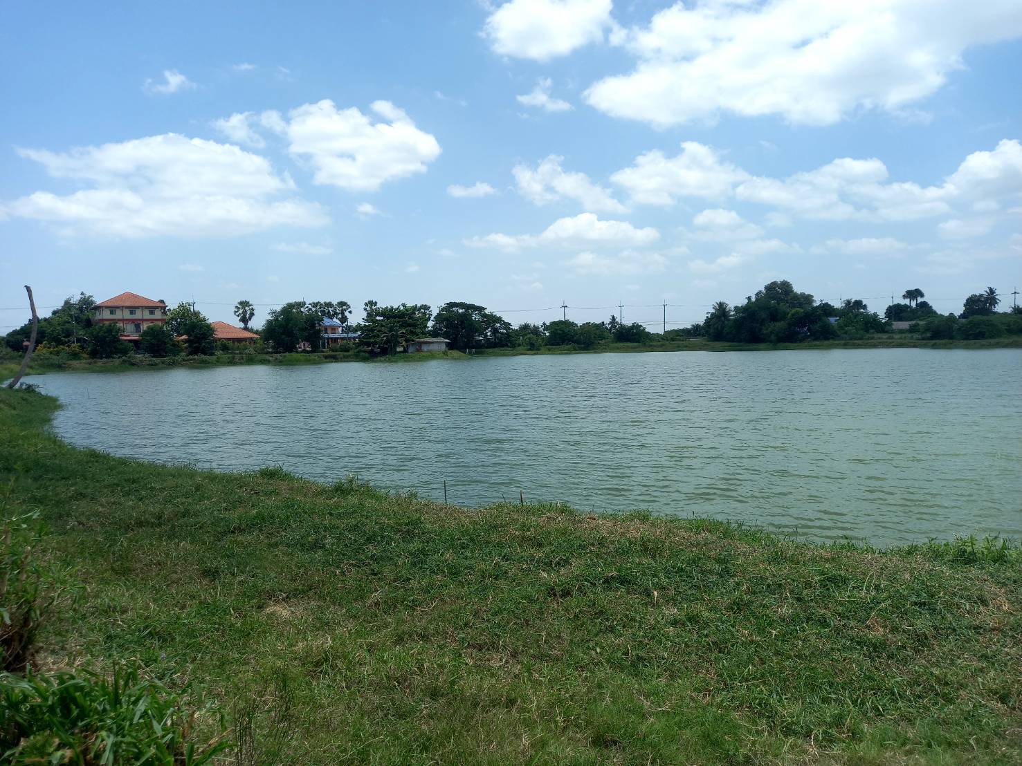 ขายที่ดิน เป็นบึงน้ำ วิวสวย18 ไร่ เจ้าของขายเอง  ตำบลสัมปทวน อำเภอนครชัยศรี จังหวัดนครปฐม