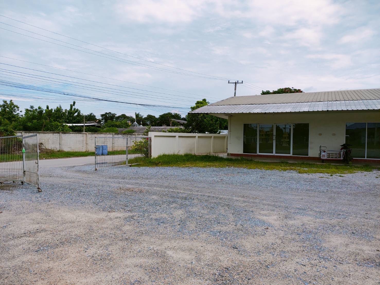 ขายที่ดินพร้อมบ้าน 2ไร่  เจ้าของขายเอง ตำบลหนองปากโลง อำเภอเมืองนครปฐม จังหวัดนครปฐม