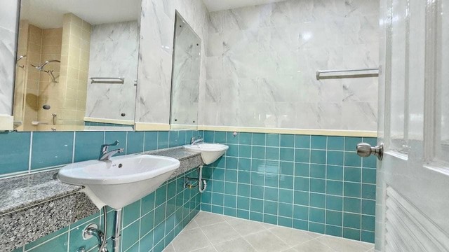 ขายบ้านดิสคอฟเวอรี่ บาหลีก้า 68.4 ตารางวา เจ้าของขายเอง ตำบลลาดสวาย อำเภอลำลูกกา จังหวัดปทุมธานี