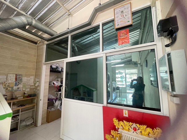 ขายอาคารพานิชย์ 4 ชั้นครึ่ง 2 คูหา ศุภลักษณ์โฮม4 ลำลูกกาคลอง3 ตรงข้ามวัดสายไหม ปทุมธานี