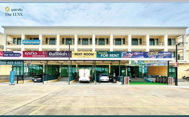 อาคารพาณิชย์ THE LUXX บุษราคัมเทอเรส30  ศาลายา อาคารพาณิชย์ 3 ชั้น