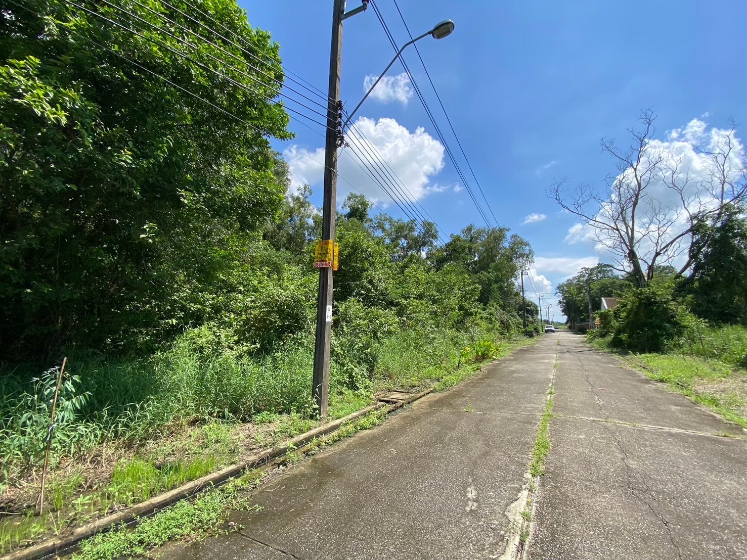 ขายถูก!! ที่ดินหนองจอก 416 ตารางวา หน้าติดถนนคอนกรีต หลังติดคลองสาธารณ