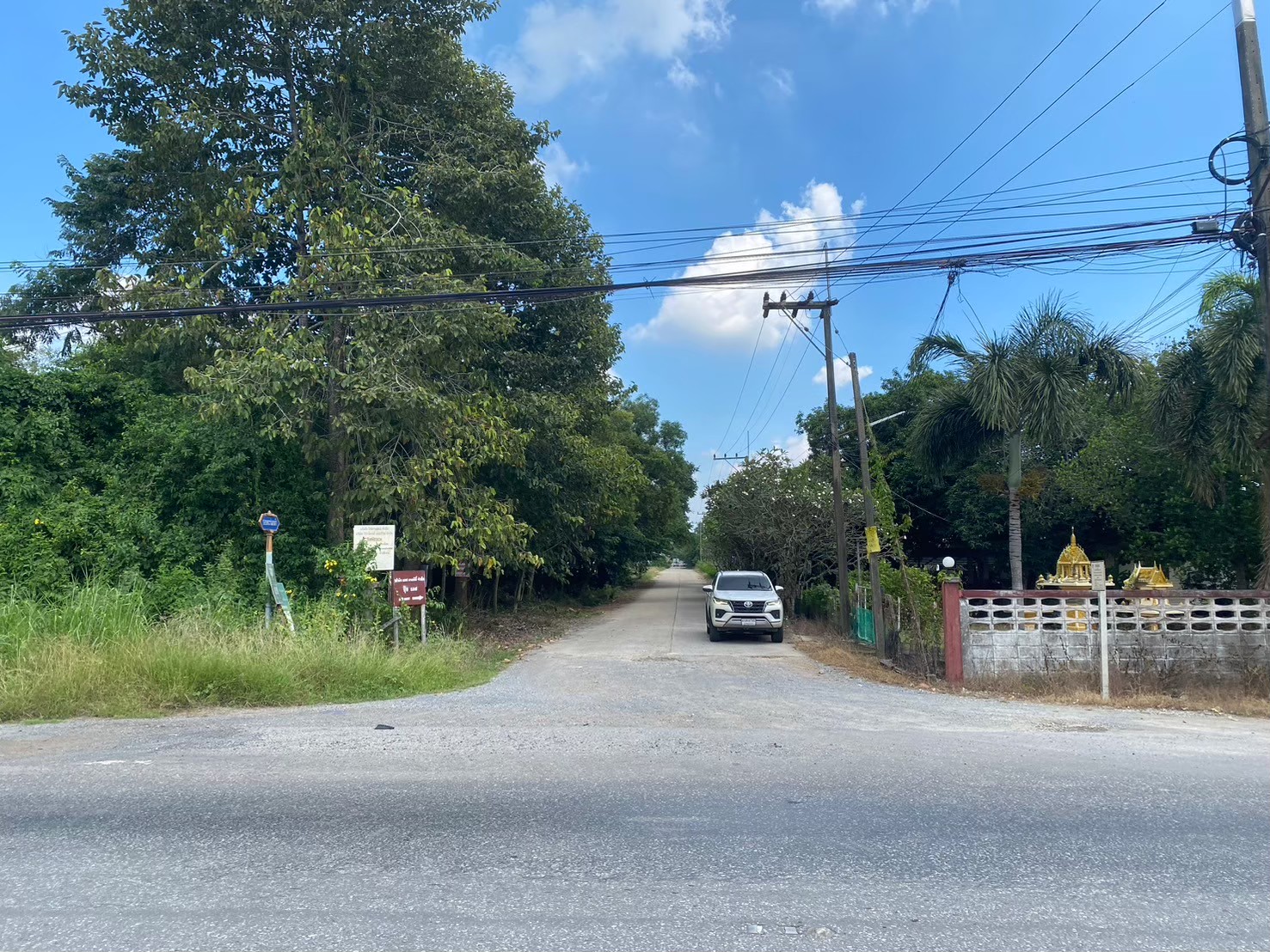 ขายถูกที่สุด ที่ดินคลองสิบ 272 ตารางวา(แบ่งได้) ติดถนนคอนกรีตสาธารณะ แนวถนนกว้าง 8 ม. อ.หนองเสือ จ.ปทุมธานี