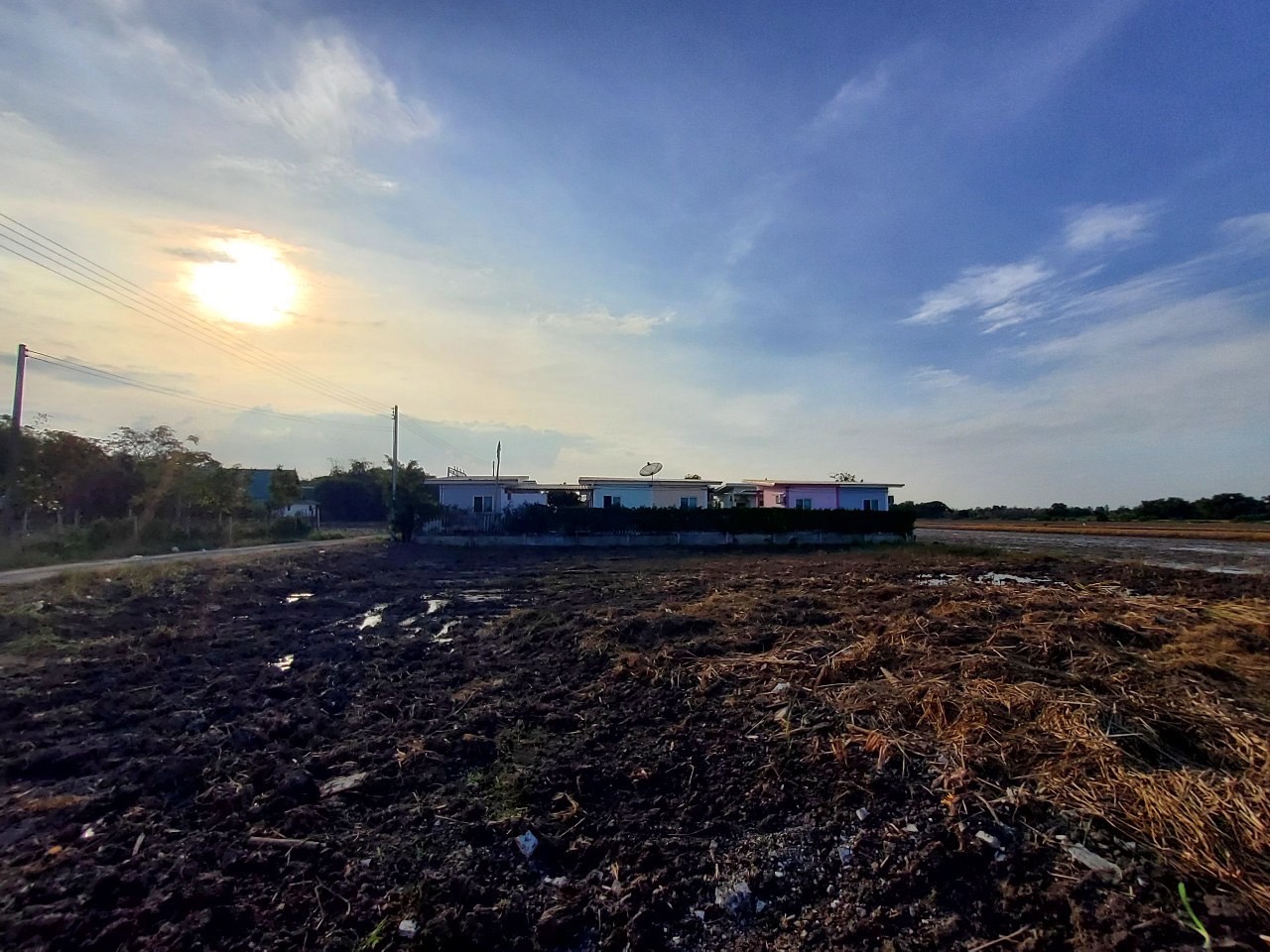 ขายต่ำกว่าราคาตลาด‼ ที่ดินหลังโรงพยาบาลคลองหลวง 250 ตารางวา ติดถนนสาธารณะ อ.คลองหลวง จ.ปทุมธานี