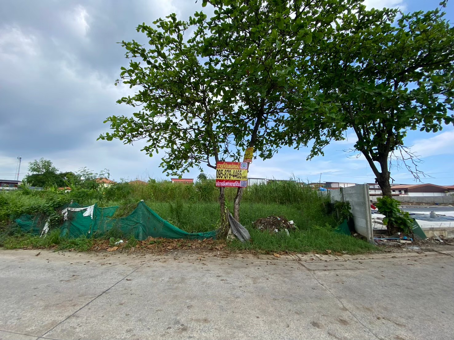 ขายด่วนๆ ที่ดินถนนเพระรามสอง  2-3-68 ไร่ ติดถนนคอนกรีตสาธารณะ ซอย บางกระดี่ 16 บางขุนเทียน กทม.