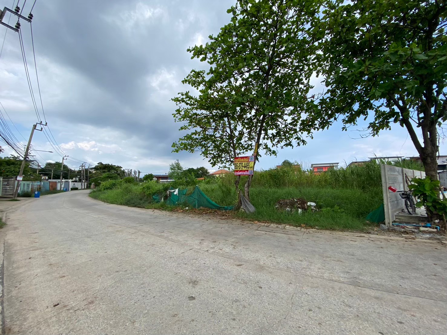 ขายด่วนๆ ที่ดินถนนเพระรามสอง  2-3-68 ไร่ ติดถนนคอนกรีตสาธารณะ ซอย บางกระดี่ 16 บางขุนเทียน กทม.