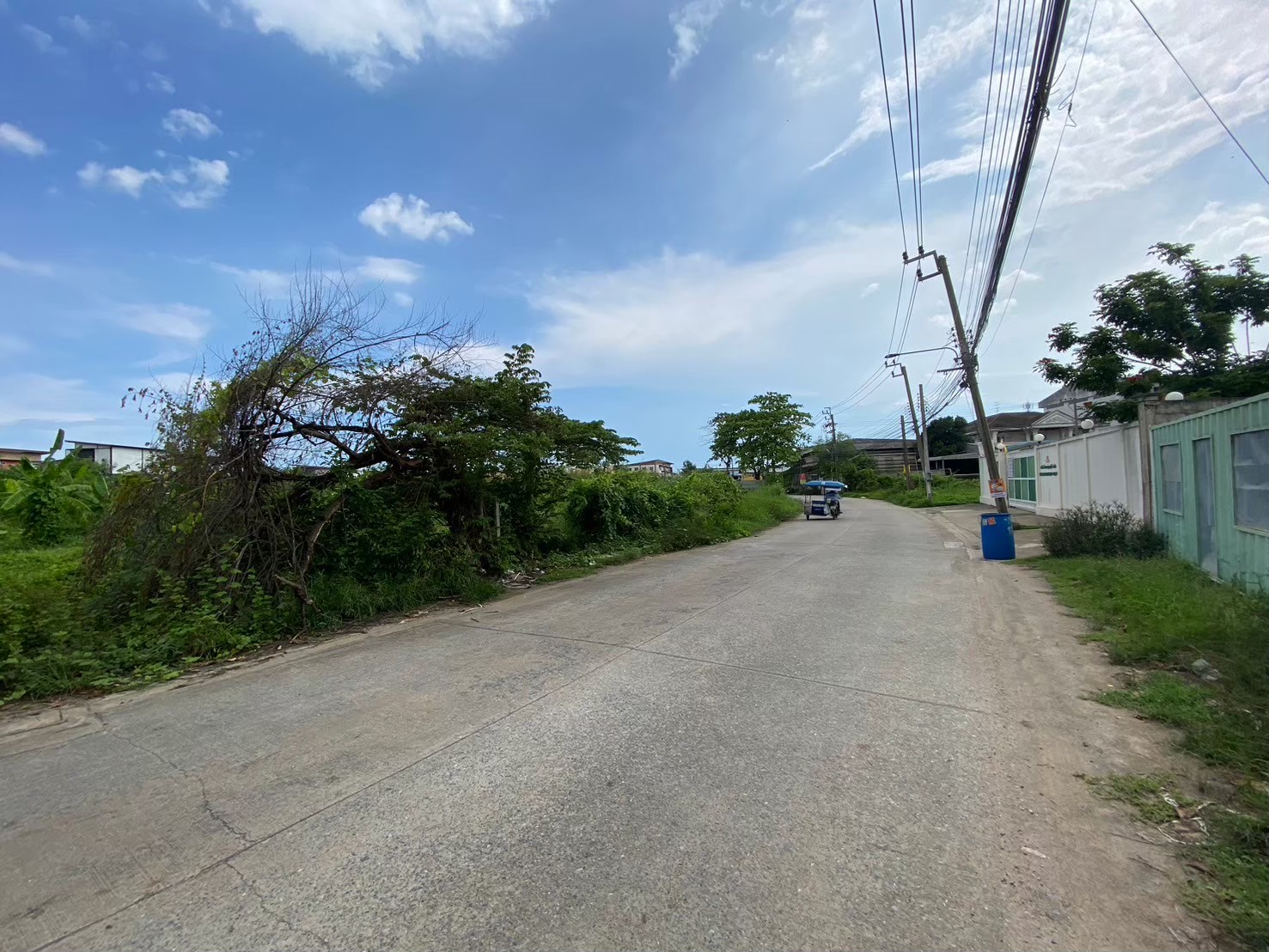 ขายด่วนๆ ที่ดินถนนเพระรามสอง  2-3-68 ไร่ ติดถนนคอนกรีตสาธารณะ ซอย บางกระดี่ 16 บางขุนเทียน กทม.