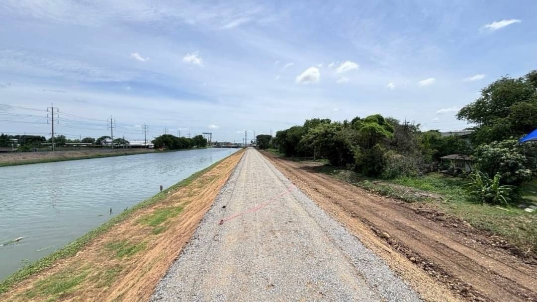 ขายขาดทุน‼ ที่ดินติดคลองประปา 422 ตารางวา ใกล้จุดขึ้น-ลงทางด่วน ถนนปทุมธานี-รังสิต อ.เมืองปทุมธานี