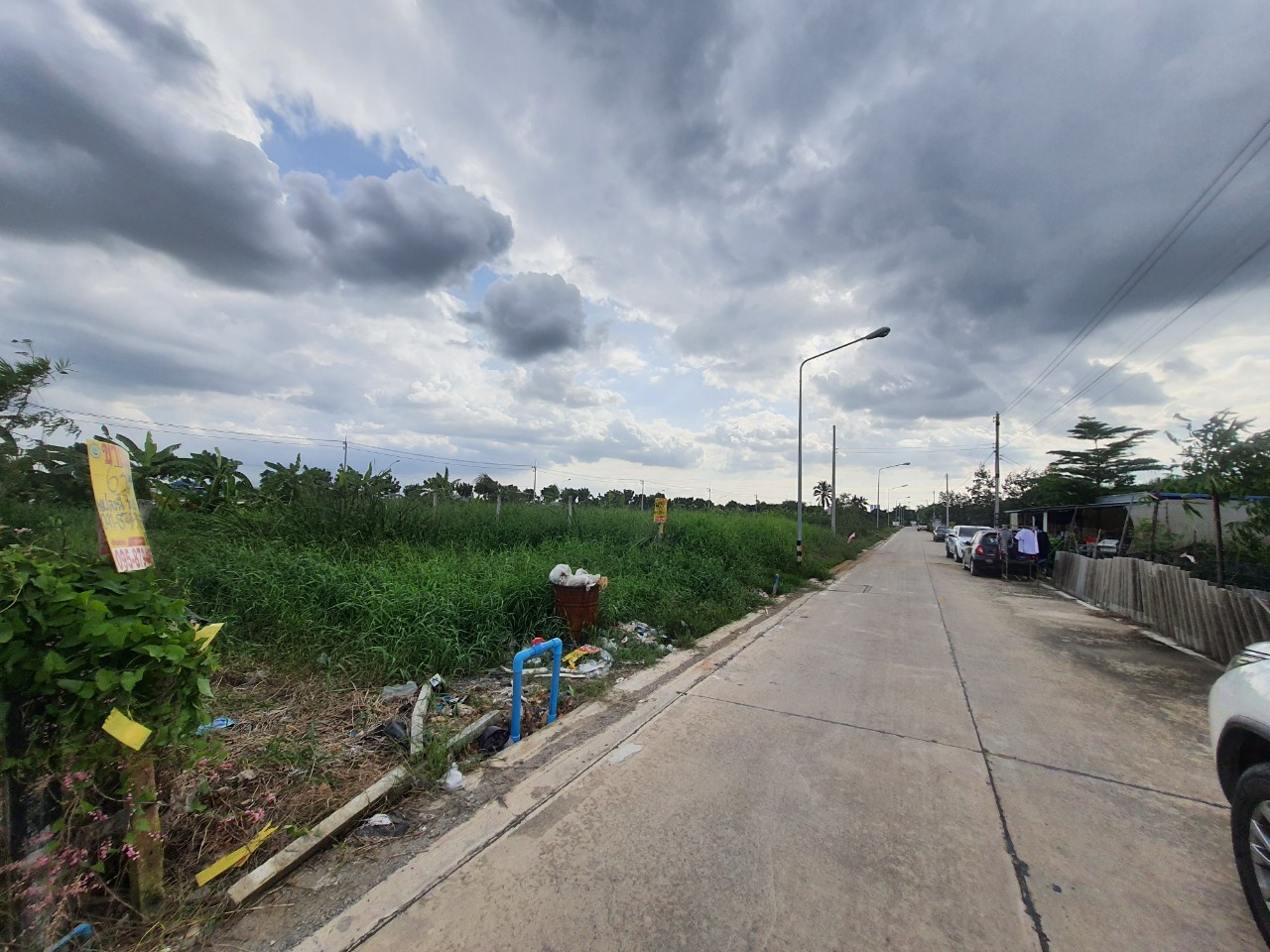 ขายด่วน ที่ดินคลองหก 63 ตารางวา ติดถนนคอนกรีตสาธารณะ ลัดไปคลองเจ็ดได้ อ.ลำลูกกา จ.ปทุมธานี