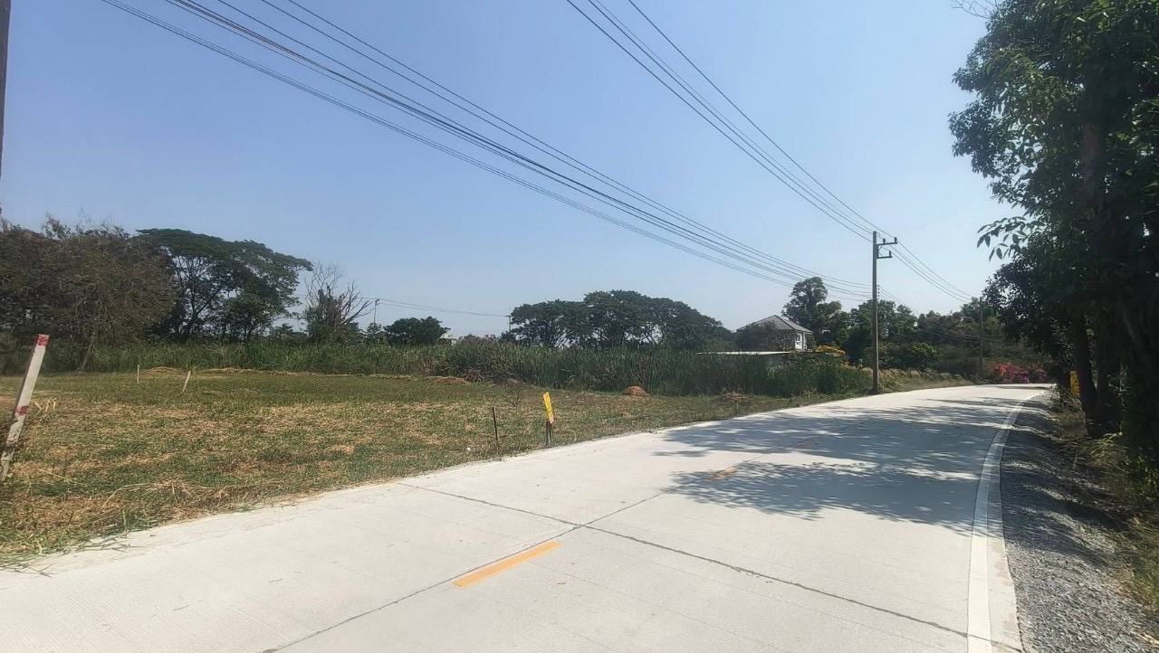 ขายที่ดินใกล้ราชพฤกษ์ตัดใหม่ 516.9 ตารางวา ติดถนนคอนดรีตสาธารณะ ถมแล้วซอย แหลมทอง เมืองปทุมธานี