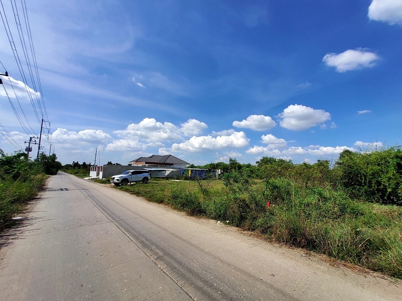 ขายด่วน‼ ที่ดินคลองสอง 100 ตารางวา ติดถนนคอนดรีตสาธารณะ ถมแล้ว ซอย บงกช 26 อ.คลองหลวง จ.ปทุมธานี