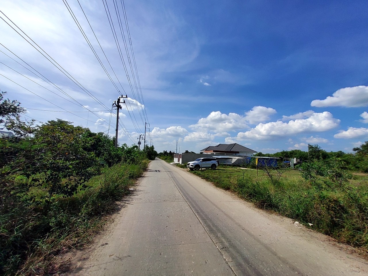 ขายด่วน‼ ที่ดินคลองสอง 100 ตารางวา ติดถนนคอนดรีตสาธารณะ ถมแล้ว ซอย บงกช 26 อ.คลองหลวง จ.ปทุมธานี