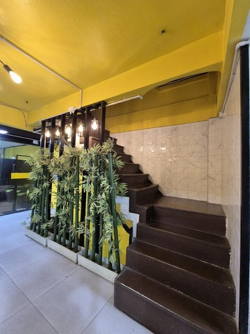 ขายอาคารพาณิชย์ 4 ชั้น 2 คูหา ทำเลดี การเดินทางสะดวกติดถนนพัฒนาการ สถานีหัวหมาก กทม