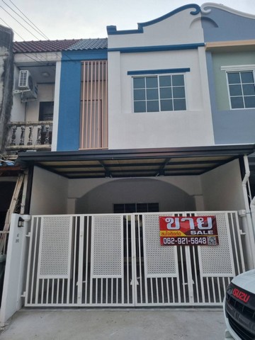 ขายทาวน์เฮ้าส์ 2 ชั้น 16  ตารางวา เจ้าของขายเอง  แขวงบางชัน เขตคลองสามวา กรุงเทพมหานคร  ที่ตั้ง : หมู่บ้านวรางกูล  ซ.เลียบคลองสอง 5 ถนนเลียบคลองสอง แขวงบางชัน เขตคลอ