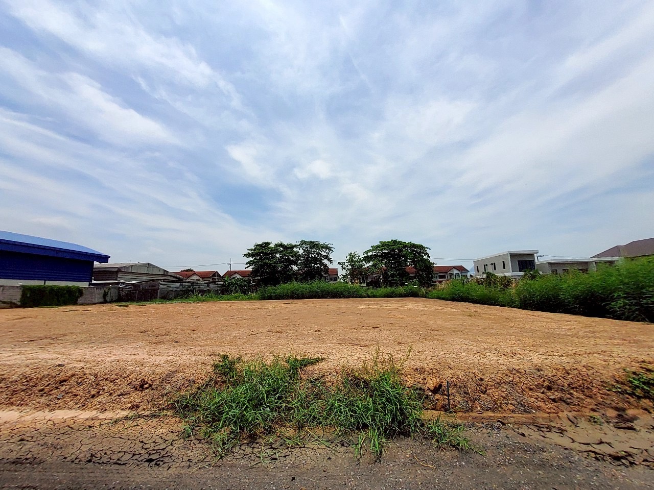 ขายที่ดินคลองห้า 1 ไร่ ติดถนนสาธารณะ ถมสูงกว่าถนน ซอย คลองห้าตะวันออก 3 อ.คลองหลวง จ.ปทุมธานี