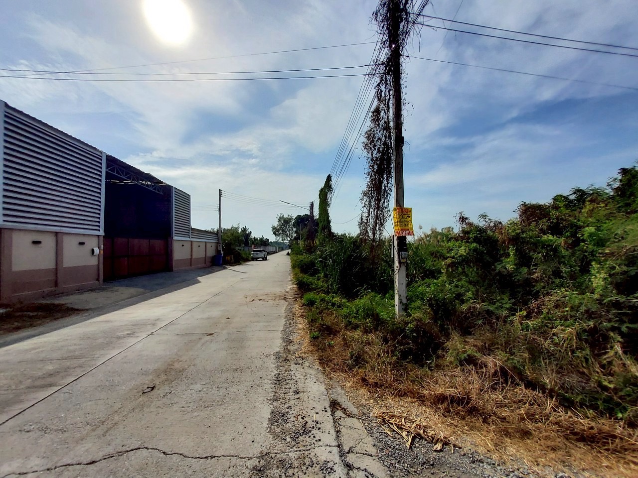 ขายด่วน ที่ดินคลองโยง 433 ตารางวา แปลงมุม ติดถนนคอนกรีตสาธารณะ  อ.พุทธมณฑล จ.นครปฐม