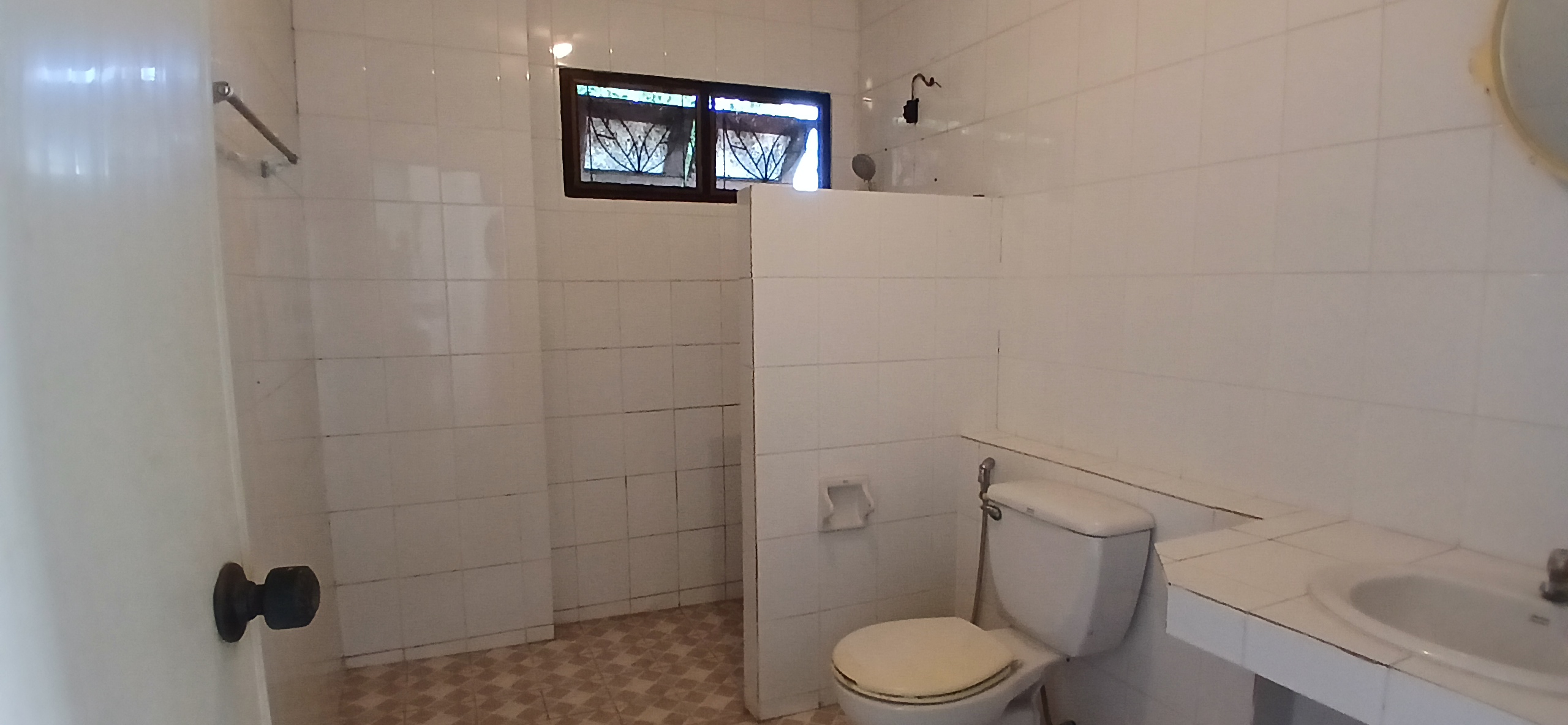 ขายบ้านเดี่ยวใกล้สนามบินดอนเมืองเพียง 10 นาที หน้ากว้างหลังมุม 48 ตร.วา หมู่บ้านพูลศรี