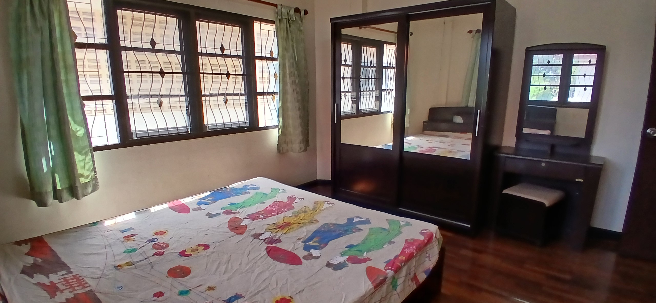 ขายบ้านเดี่ยวใกล้สนามบินดอนเมืองเพียง 10 นาที หน้ากว้างหลังมุม 48 ตร.วา หมู่บ้านพูลศรี