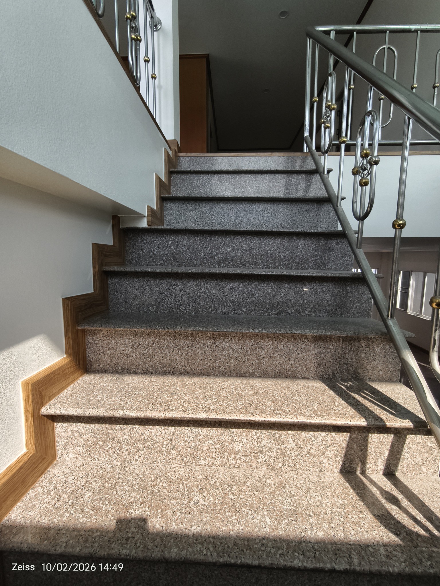 ขายบ้านเดี่ยว 2 ชั้น โฉนด 56 วา ซอยลำลูกกา 3 ซอยจามร23