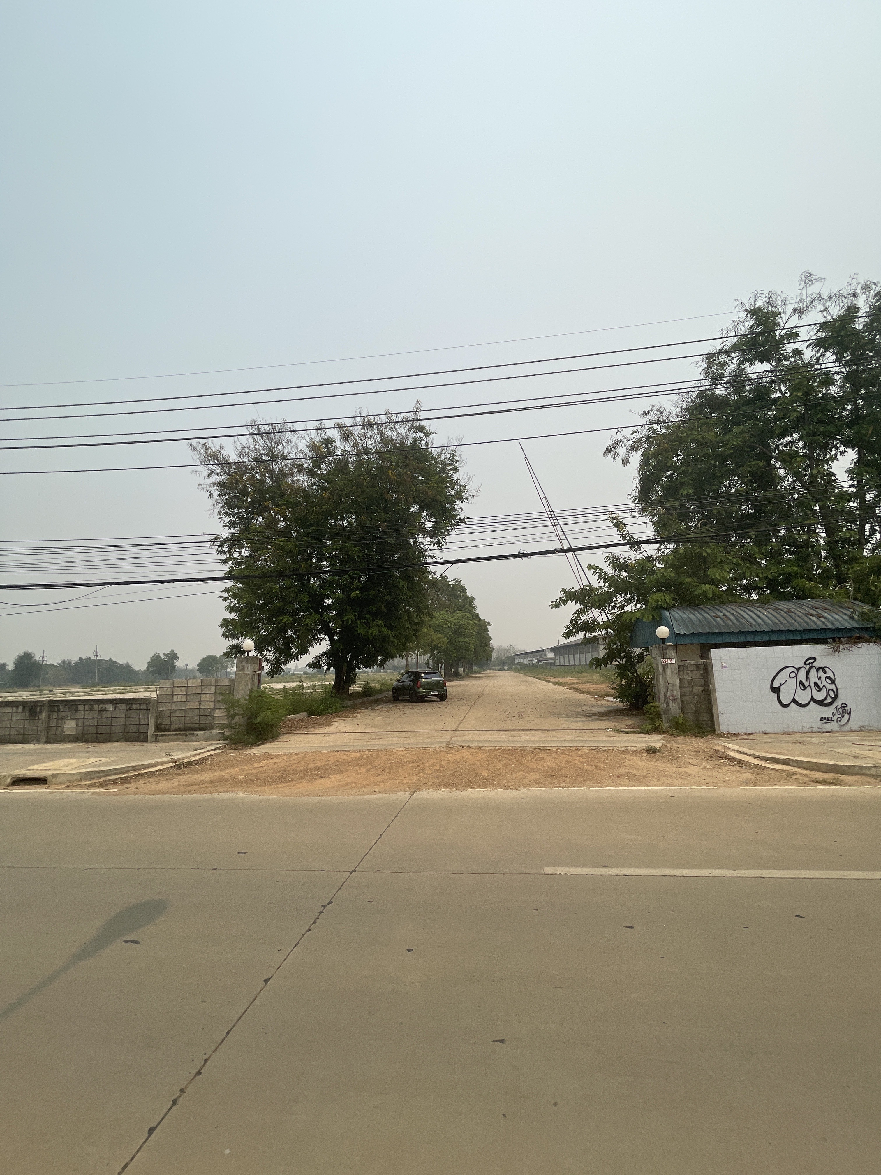 ขายที่ในเมืองลำพูน (เส้นลำพูน-เวียงยอง) 43 ไร่ 2 งาน 13 ตารางวา จังหวัดลำพูน 