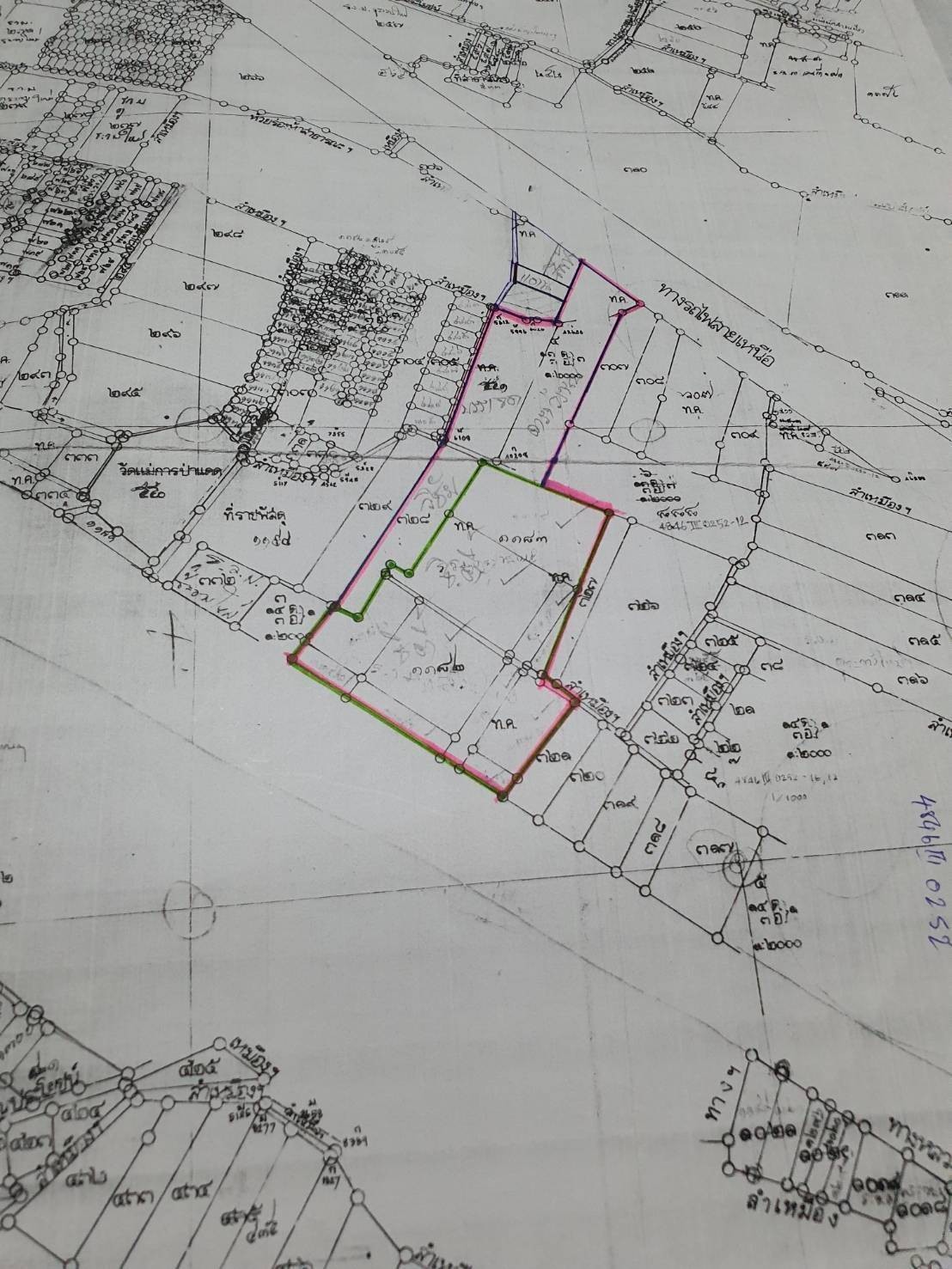 ขายที่ในเมืองลำพูน (เส้นลำพูน-เวียงยอง) 43 ไร่ 2 งาน 13 ตารางวา จังหวัดลำพูน 