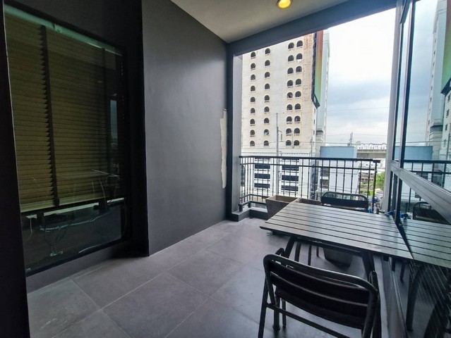 บ้านหรูหลังมุม สไตล์ฝรั่งเศส ใจกลางย่าน New CBD