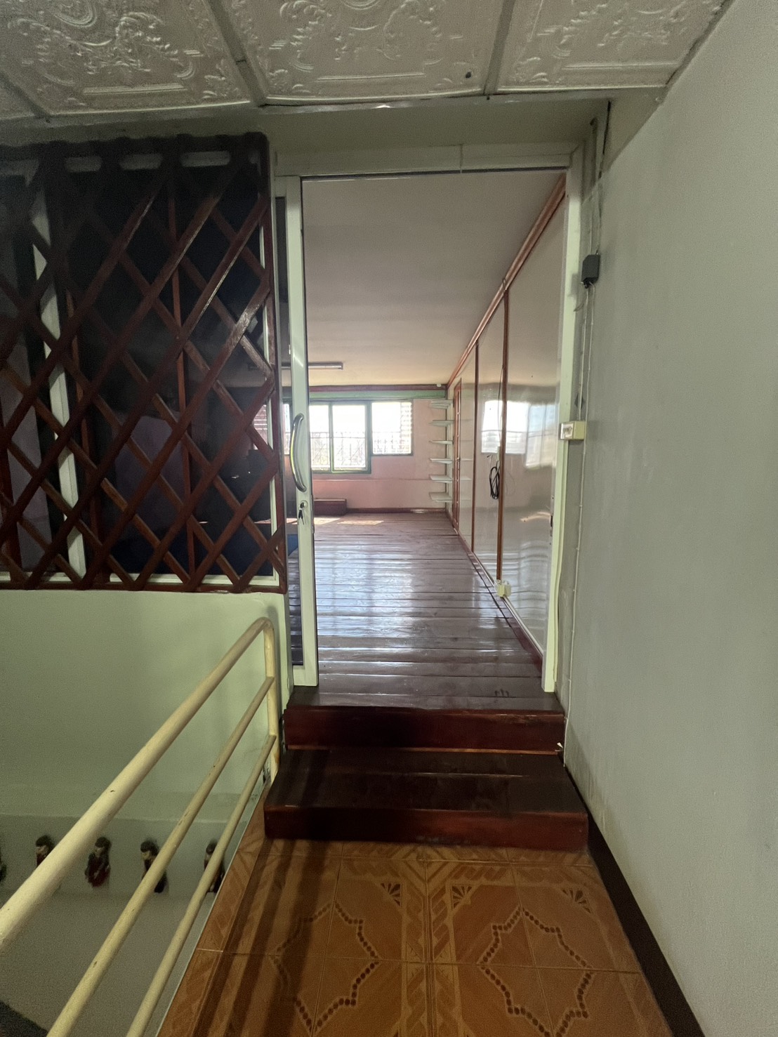 ขายที่ดิน 50 ตารางวา  ตำบลหนองพอก อำเภอหนองพอก จังหวัดร้อยเอ็ด