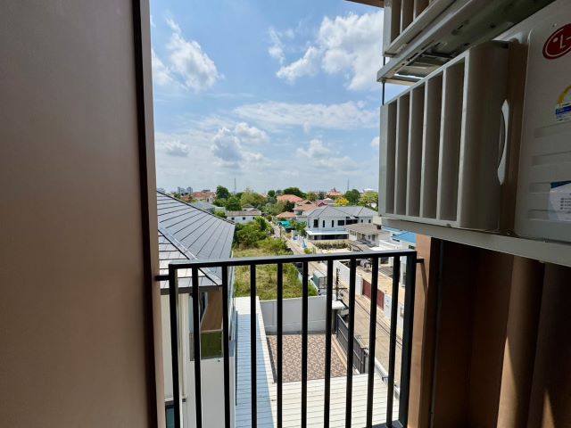 CM04413 ขายดาวน์ คอนโด เวย์ ชินเขต  Vay Chinnakhet คอนโดมิเนียม ซอยงามวงศ์วาน 47 แยก 31 