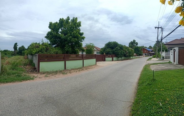 ขายที่ดินสวยทำเลดีติดถนน  เจ้าของขายเอง  อำเภอเมือง จังหวัดนครราชสีมา