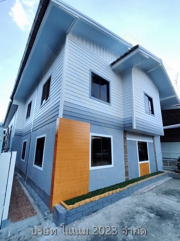 ขายบ้านหลังใหญ่ตกแต่งใหม่ใกล้ตลาด เจ้าของขายเอง  ตำบลช่องสามหมอ อำเภอแก้งคร้อ จังหวัดชัยภูมิ