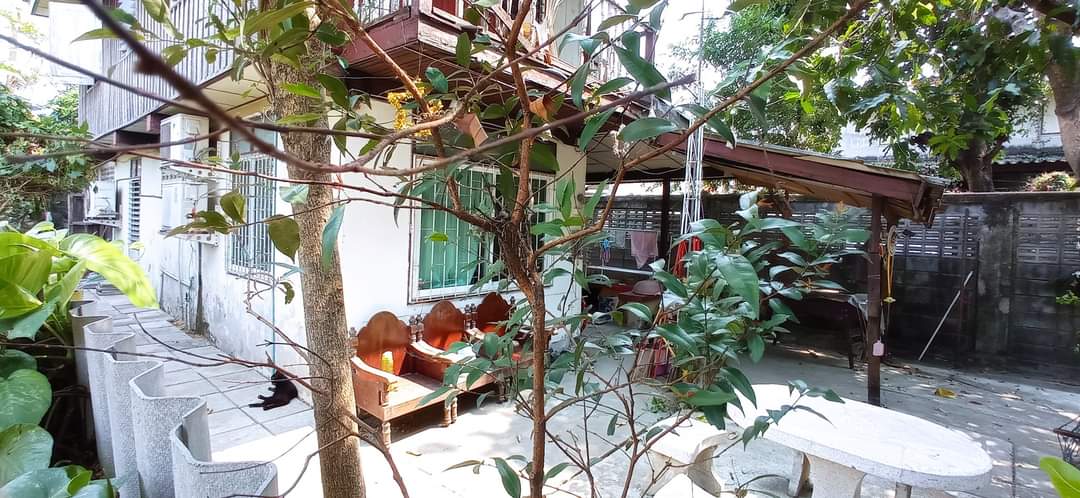 บ้านถนนลาดพร้าวซอย 41 ใกล้รถไฟฟ้าสายสีเหลือง