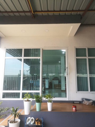 ขายโรงงาน 2 หลังคู่ พร้อมออฟฟิศ 2 ชั้น โกดังพื้นที่ 235 ตารางวา สมุทรสาคร 