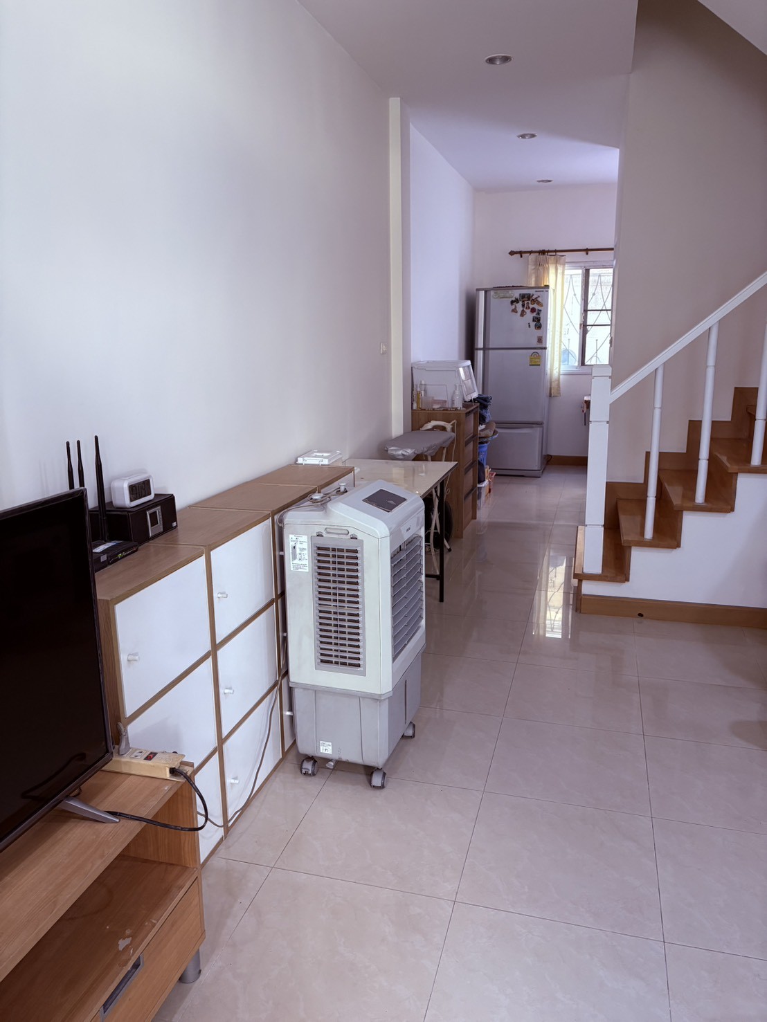 ขายบ้านทาวน์โฮมพร้อมอยู่ หมู่บ้านปริญลักษณ์ ไลท์ พระราม 5  นนทบุรี 