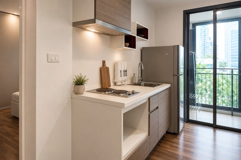 ขายคอนโด Living Nest รามคำแหง  วิวสระ ติดสวนลอยฟ้า ใกล้เดอะมอลล์บางกะปิเพียง 120 ม.