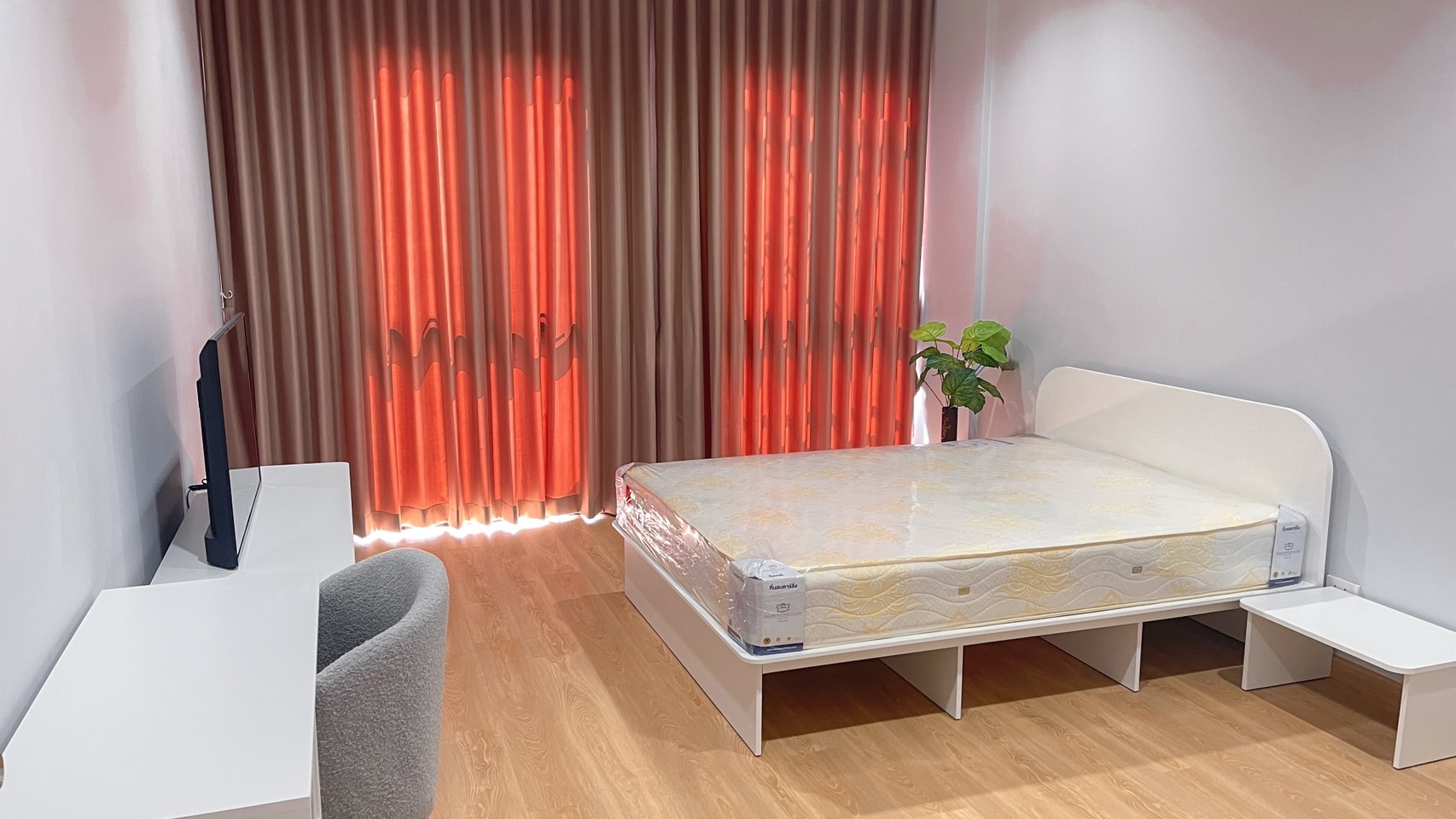 RealEstate 905-9 ( BT-020H ) 