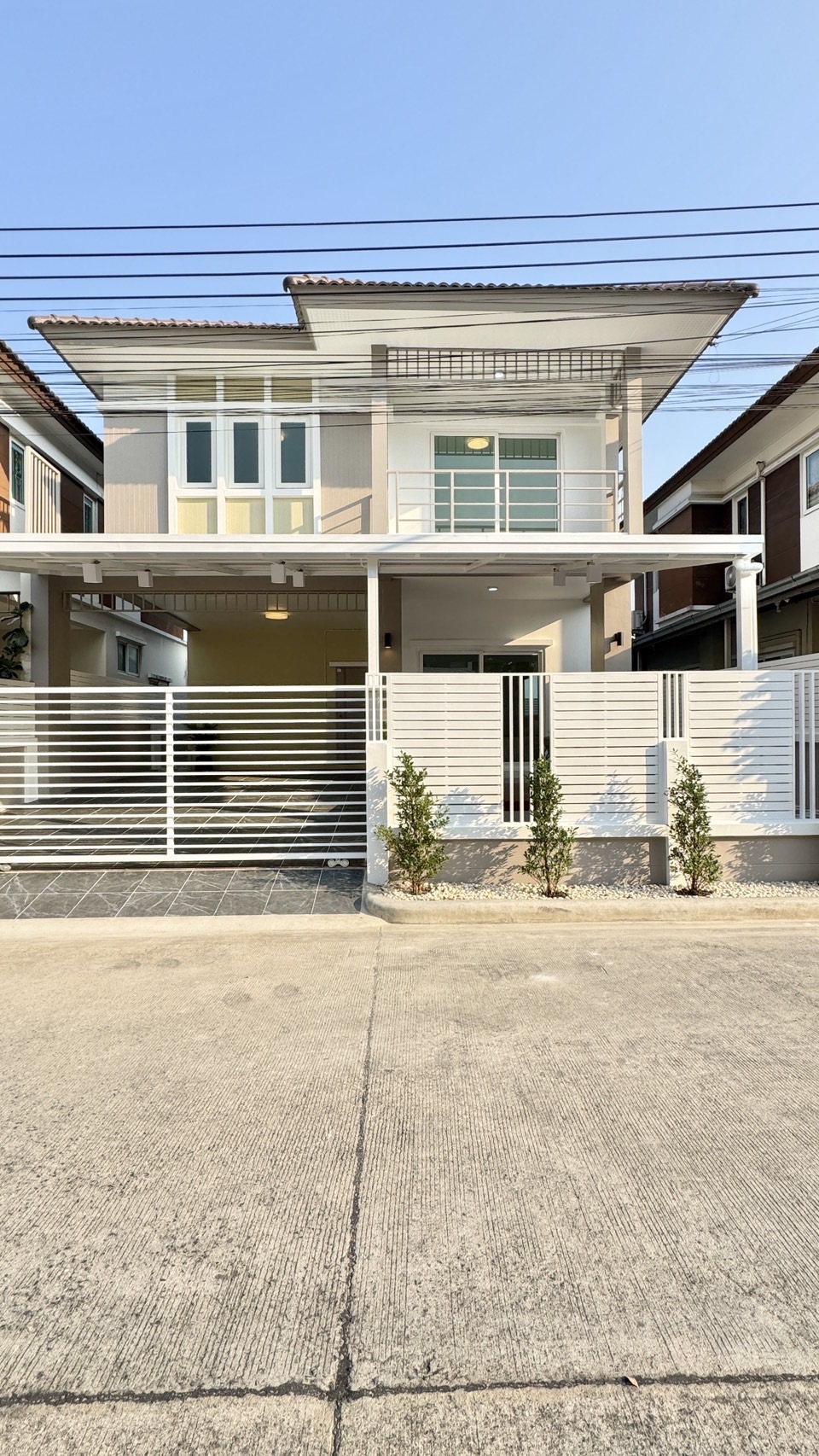ขายด่วน! บ้านแฝดไซส์ใหญ่ สไตล์บ้านเดี่ยว #หมู่บ้านเติมรัก5
